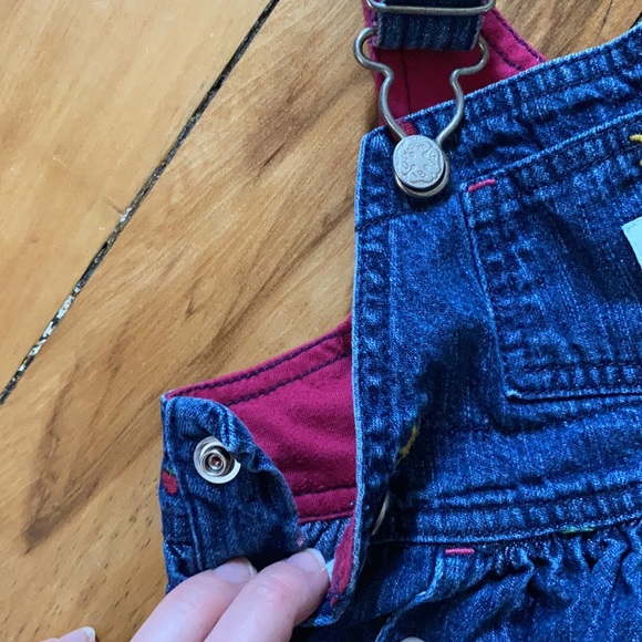 *4/$20* OshKosh B’gosh Embroidered Denim Skirtall - Picture 6 of 8